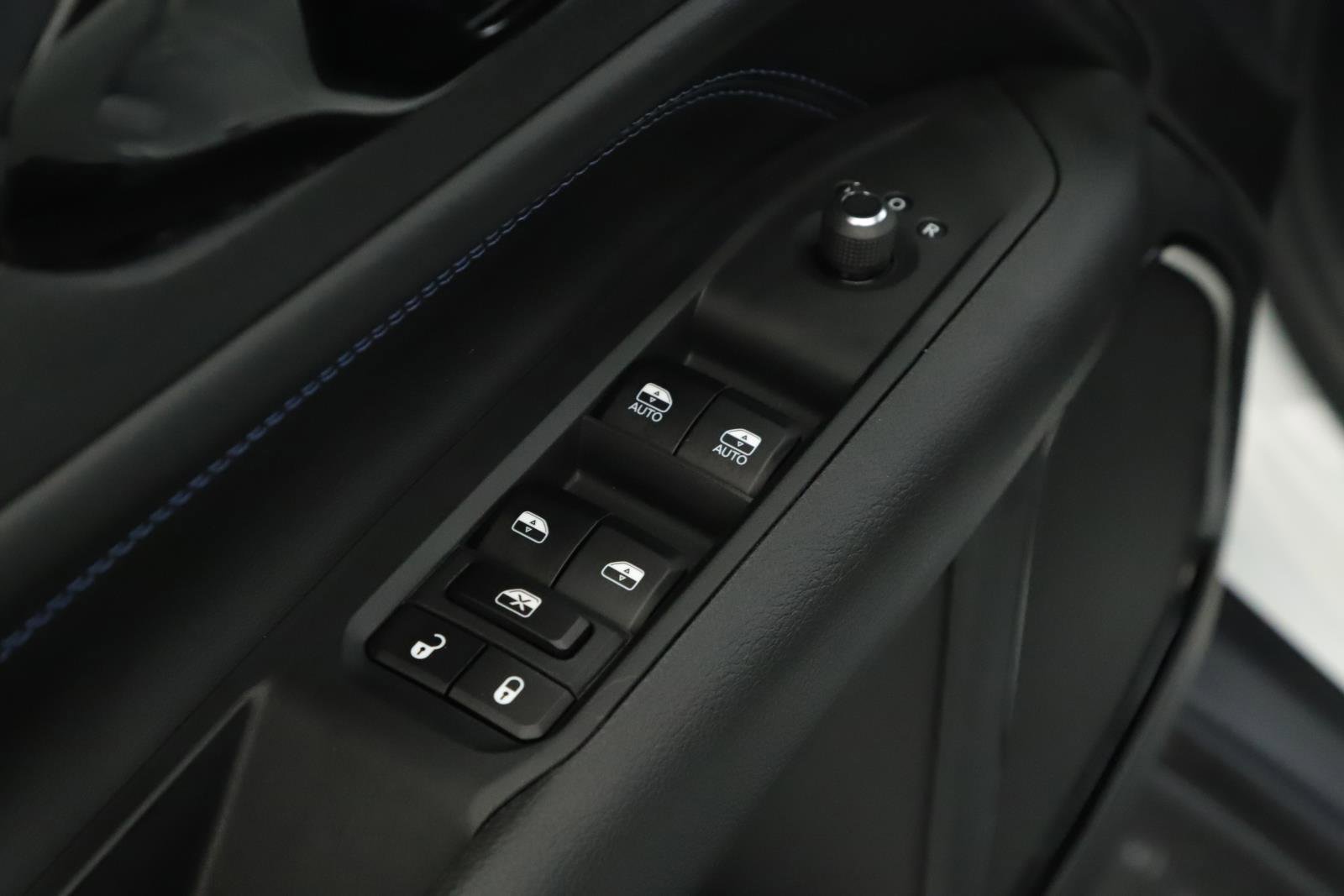 New 2026 Jeep Compass Limited image 7