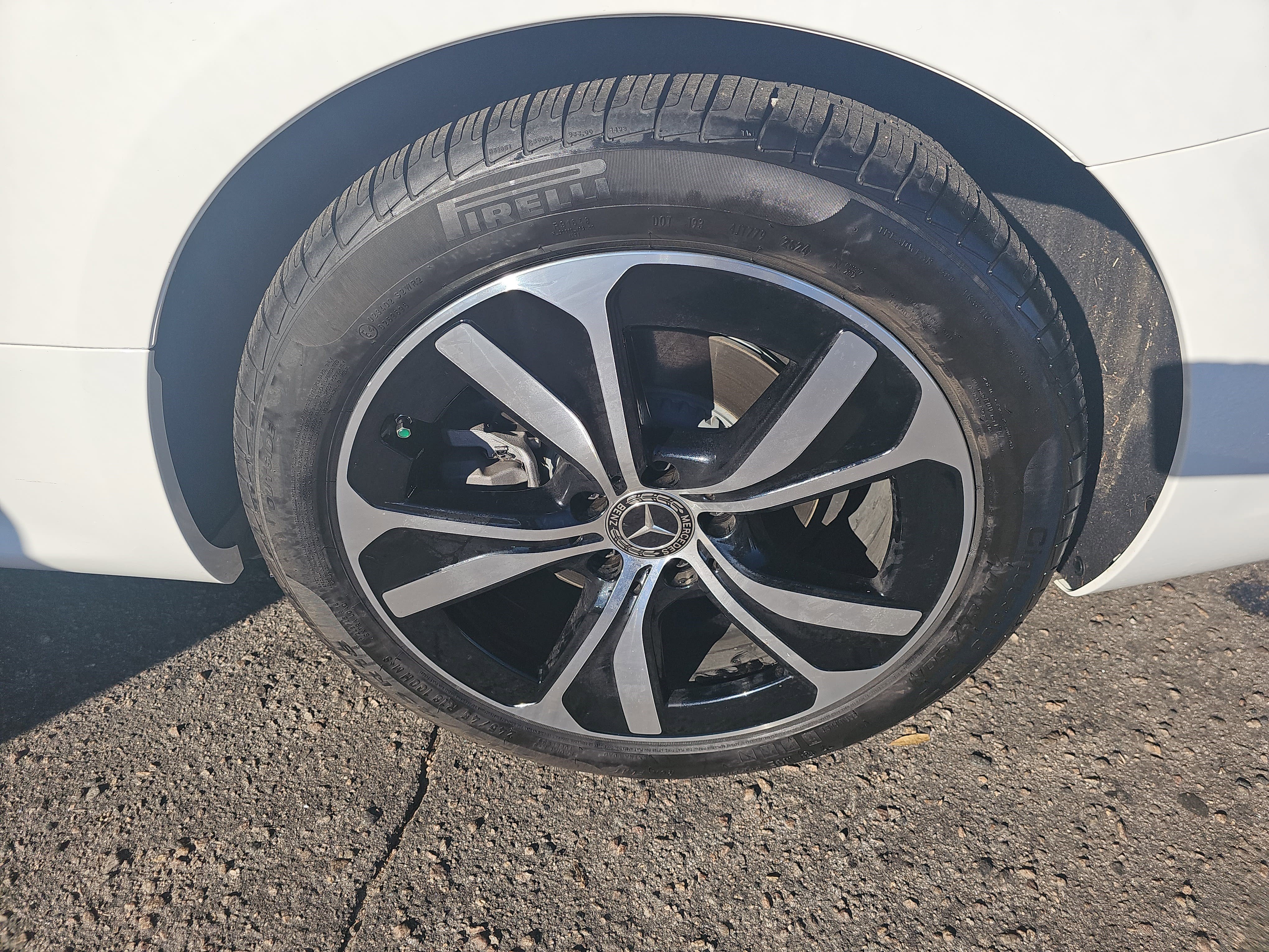 Certified 2025 Mercedes-Benz CLE 300 4MATIC Coupe image 36