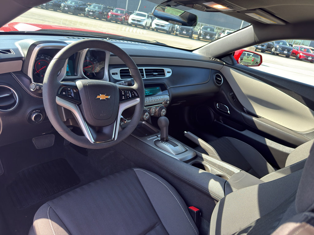 Used 2013 Chevrolet Camaro LS RWD image 23