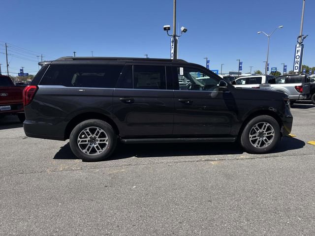 New 2026 Ford Expedition Max Active image 4