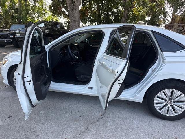 Used 2019 Volkswagen Jetta S FWD image 13