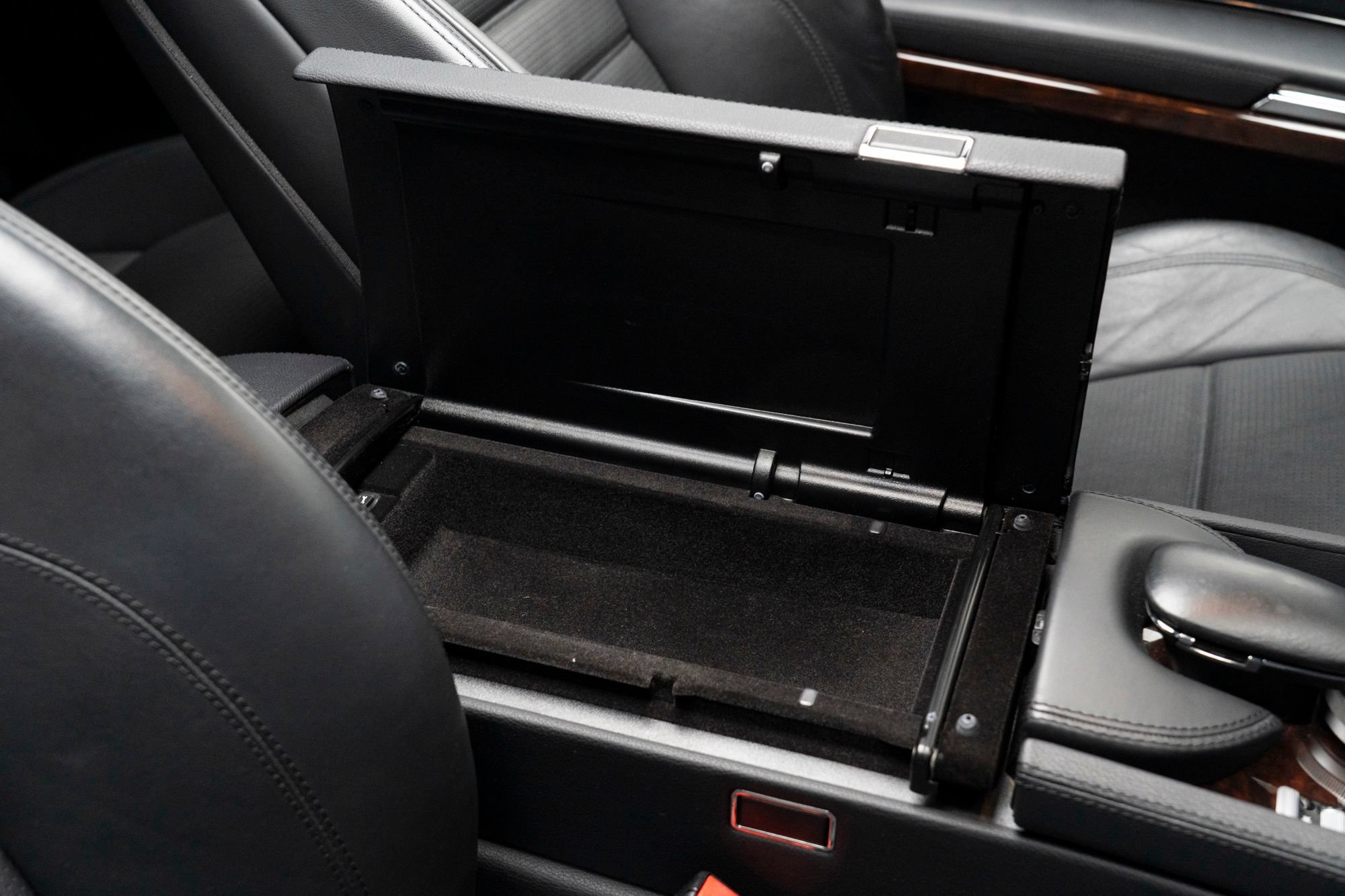 Used 2012 Mercedes-Benz CL 63 AMG image 49