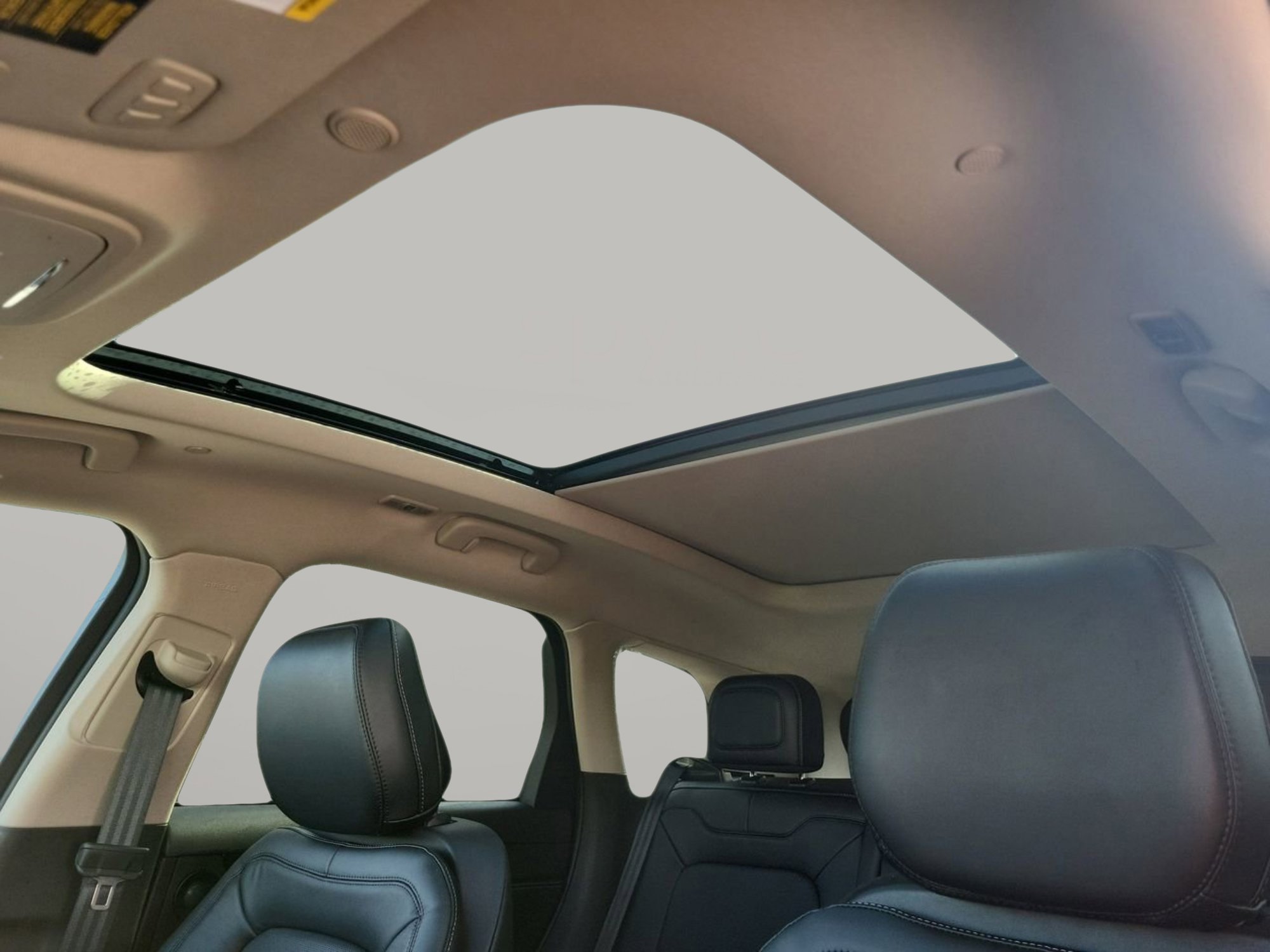 Used 2025 Lincoln Corsair Grand Touring w/ Equipment Group 302A image 20