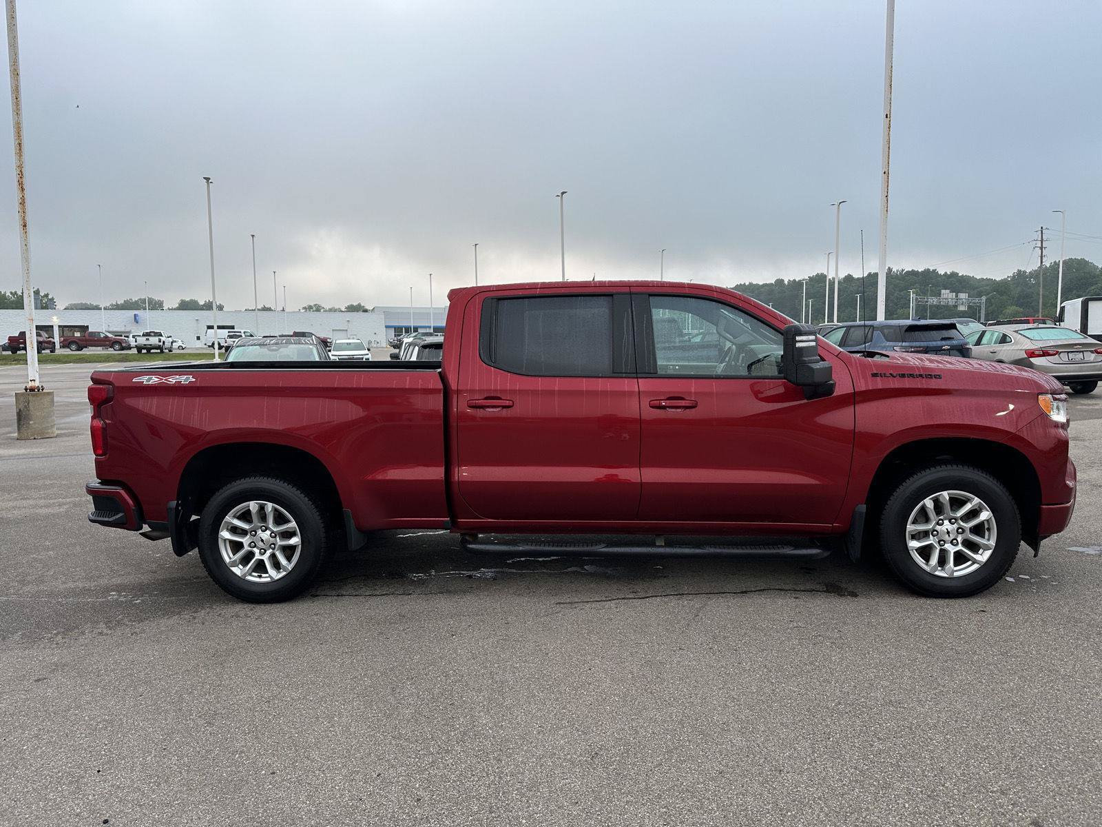 Used 2023 Chevrolet Silverado 1500 RST w/ Convenience Package II AWD/4WD image 9
