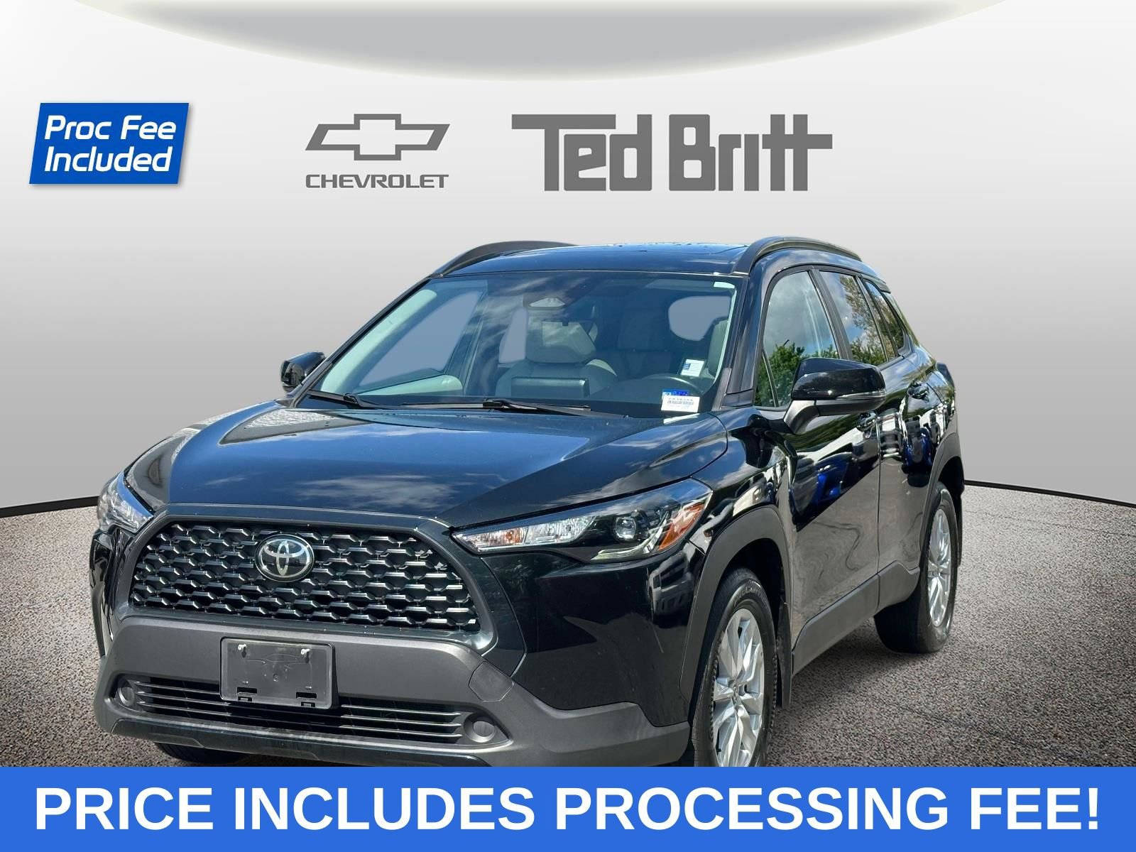 Used 2023 Toyota Corolla Cross LE w/ Moonroof Package