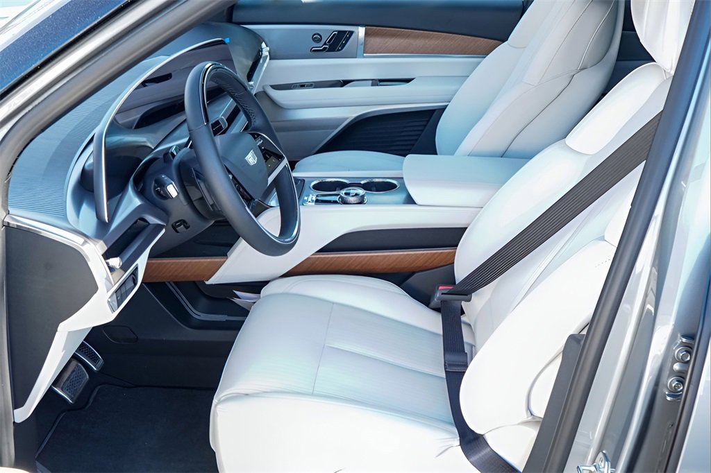 New 2026 Cadillac Vistiq Luxury image 9