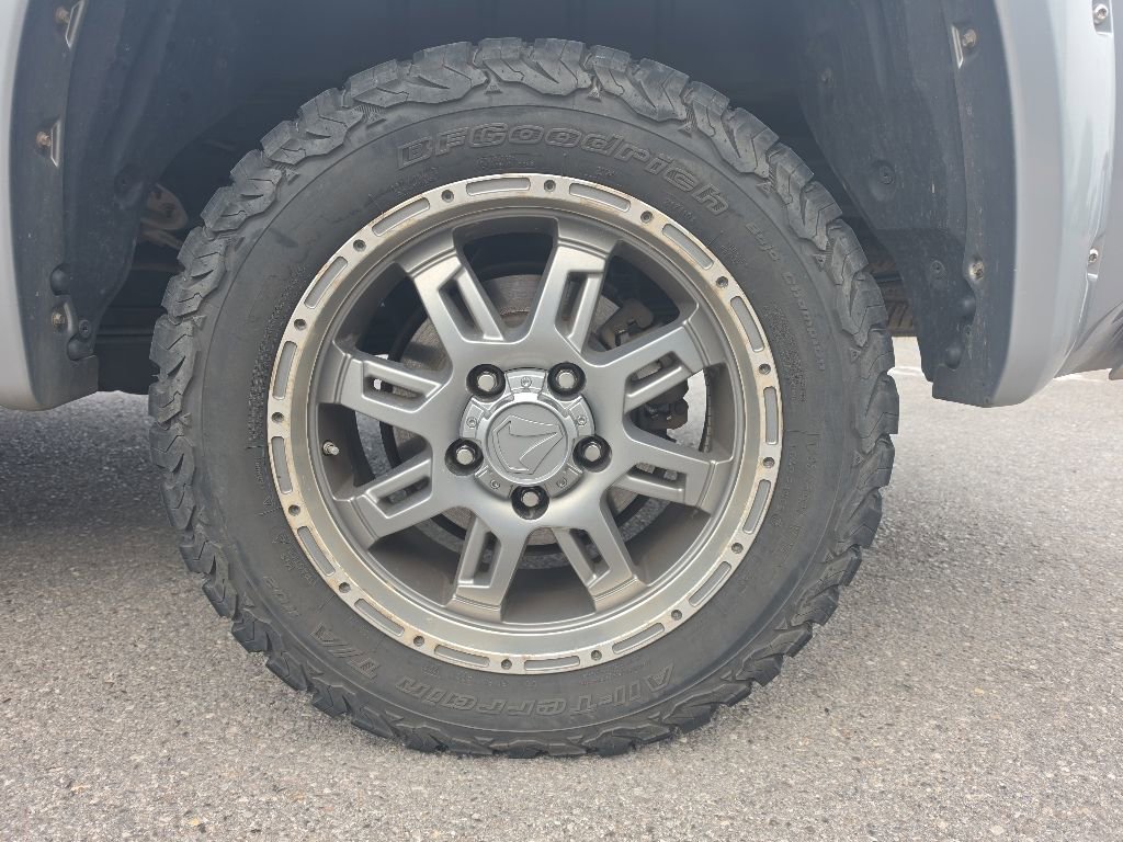Used 2016 Toyota Tundra SR5 AWD/4WD image 24