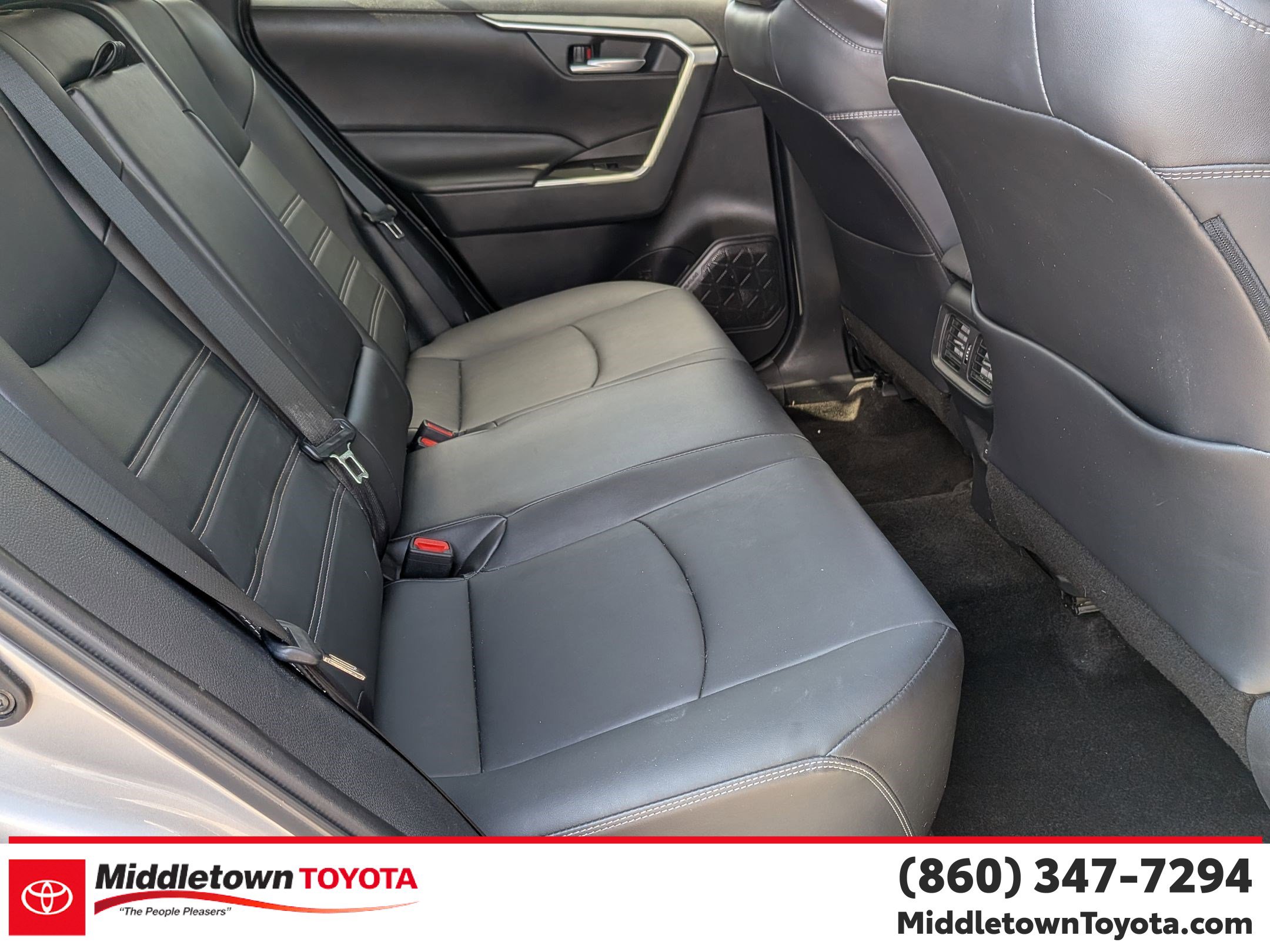 Certified 2023 Toyota RAV4 XLE Premium AWD/4WD image 34