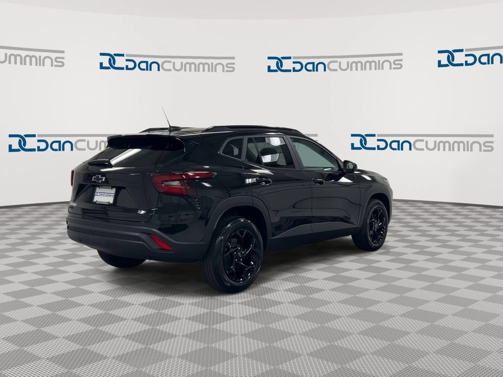 New 2026 Chevrolet Trax LT w/ Driver Confidence Package FWD image 8