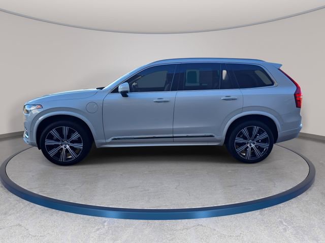 Used 2024 Volvo XC90 T8 Ultimate w/ Lounge Package image 9