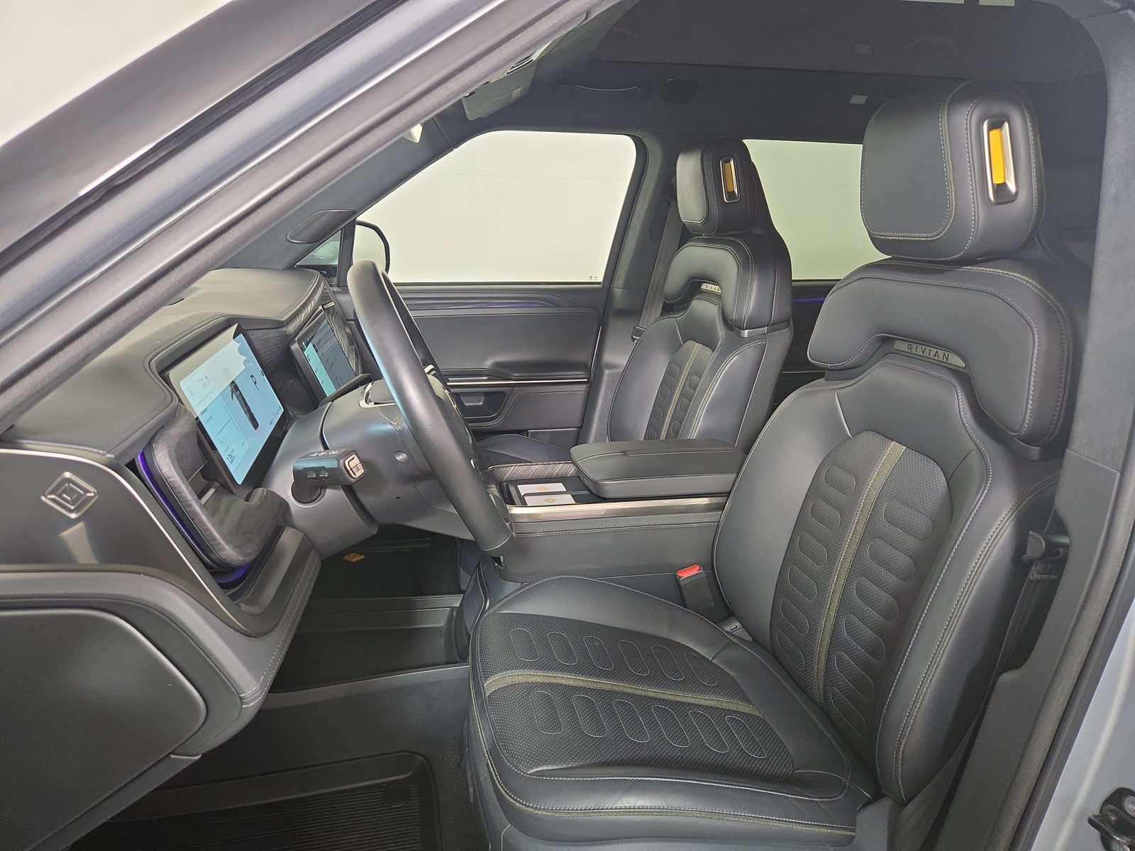 Used 2022 Rivian R1S Launch Edition Quad AWD/4WD image 20