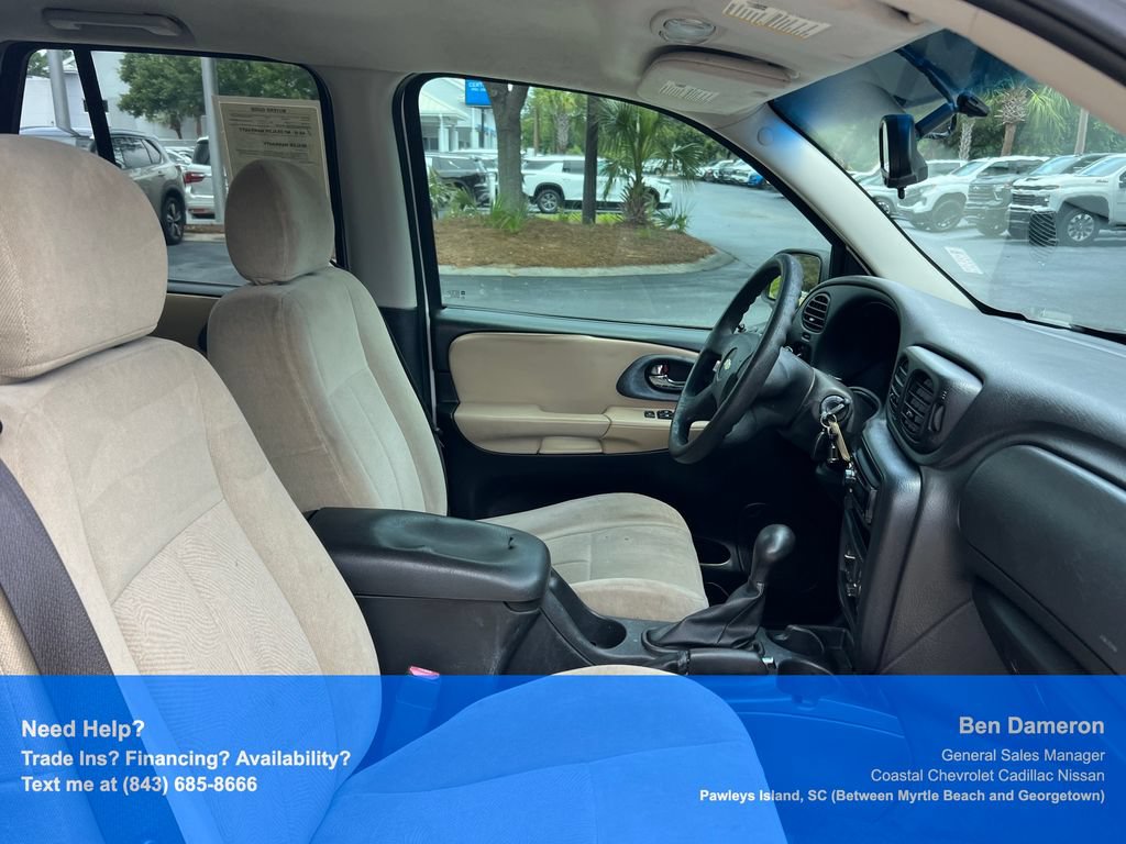 Used 2005 Chevrolet TrailBlazer LS w/ LS Preferred Equipment Group RWD image 18
