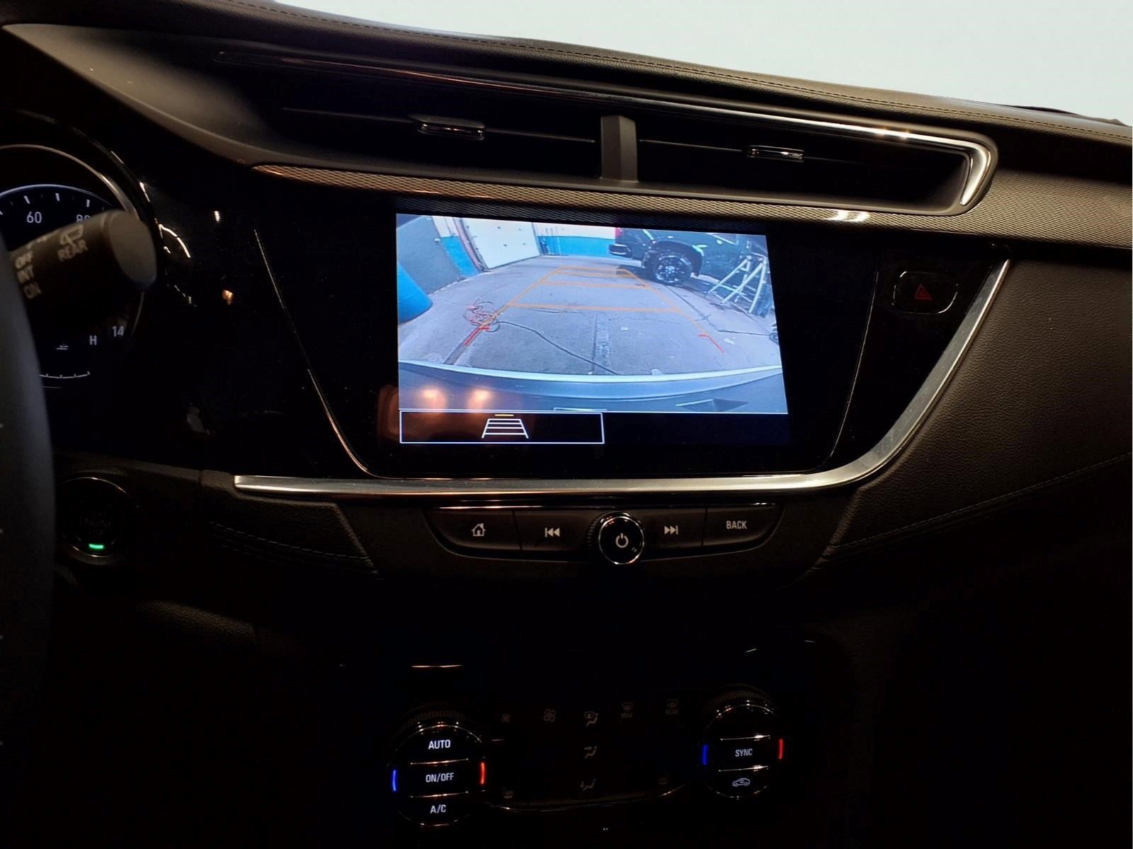 Used 2023 Buick Encore GX Select FWD image 13