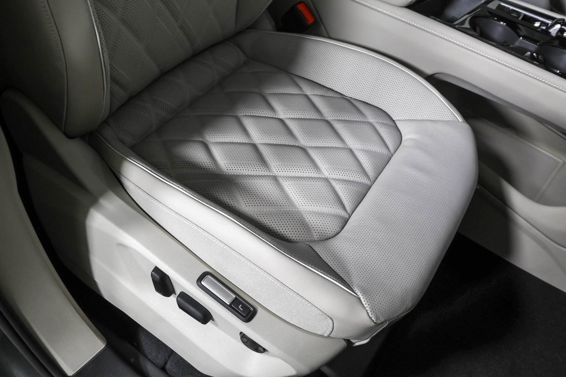 New 2026 Volkswagen Atlas SEL Premium R-Line image 47