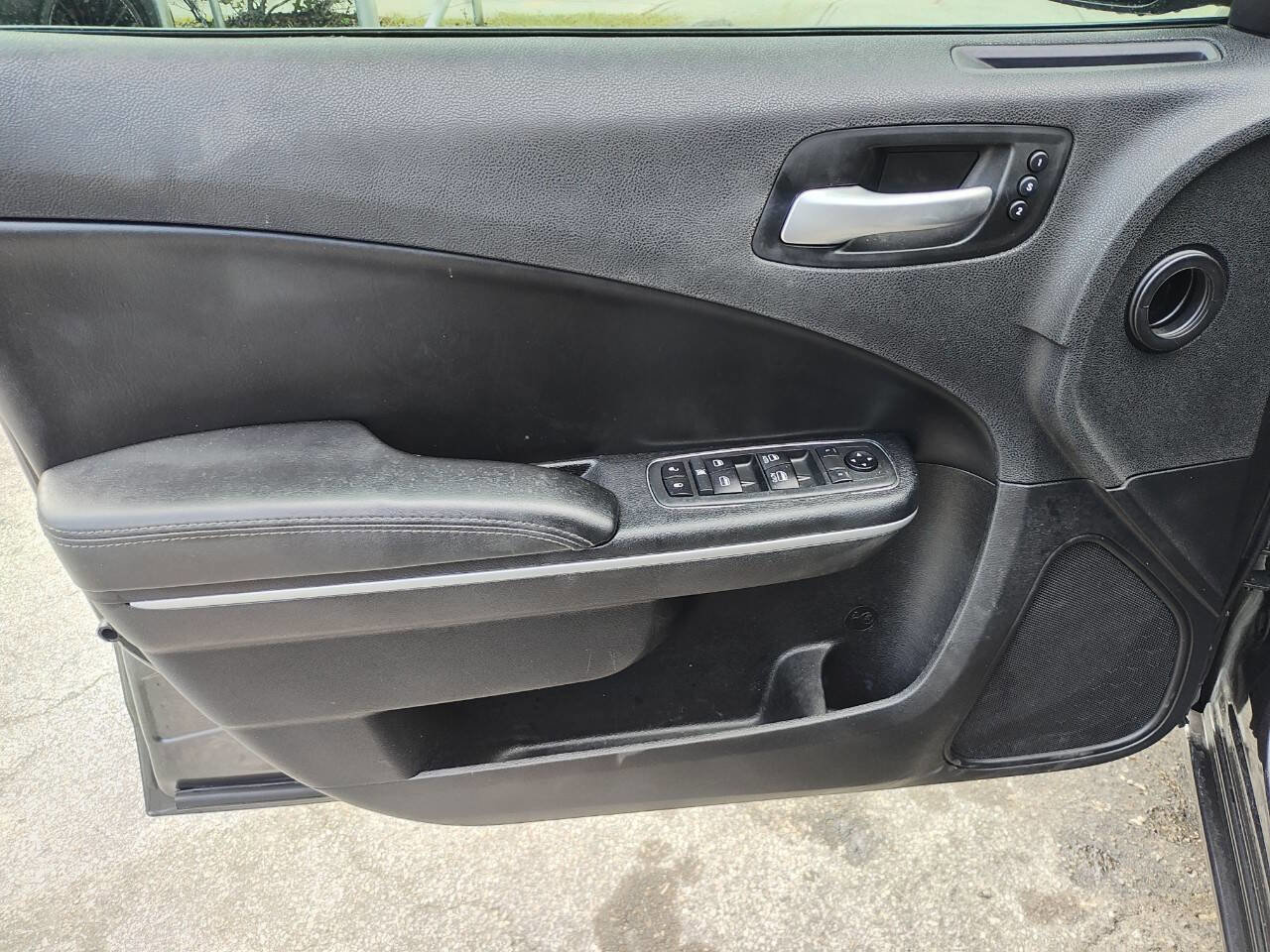 Used 2020 Dodge Charger SXT w/ Leather Interior Group image 28