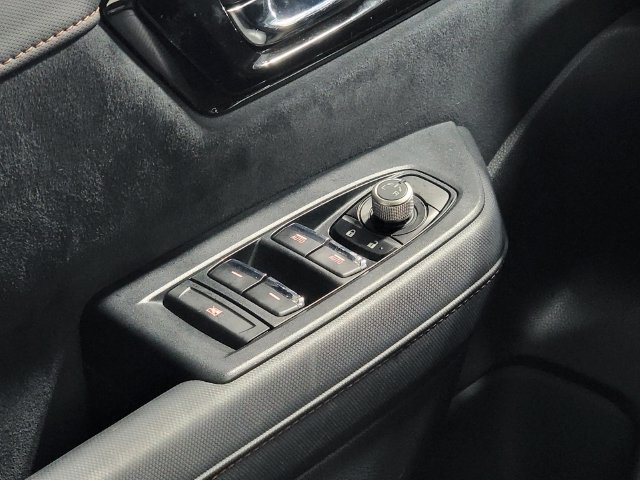 Used 2025 Subaru Forester Touring AWD/4WD image 23