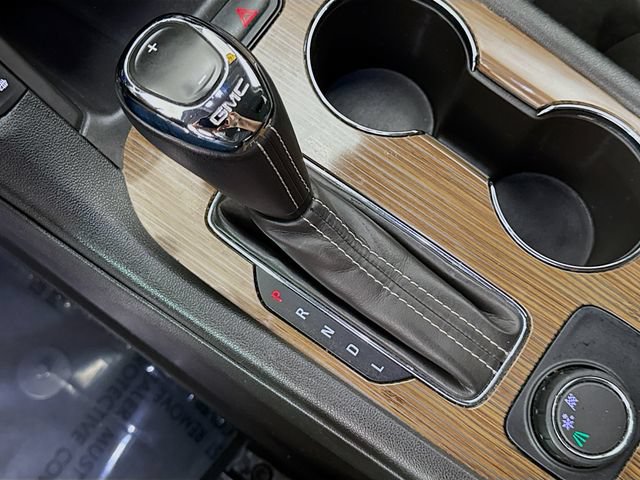Used 2019 GMC Acadia SLE FWD image 16