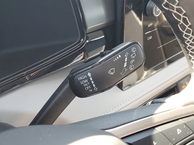 New 2025 Volkswagen Taos S image 17