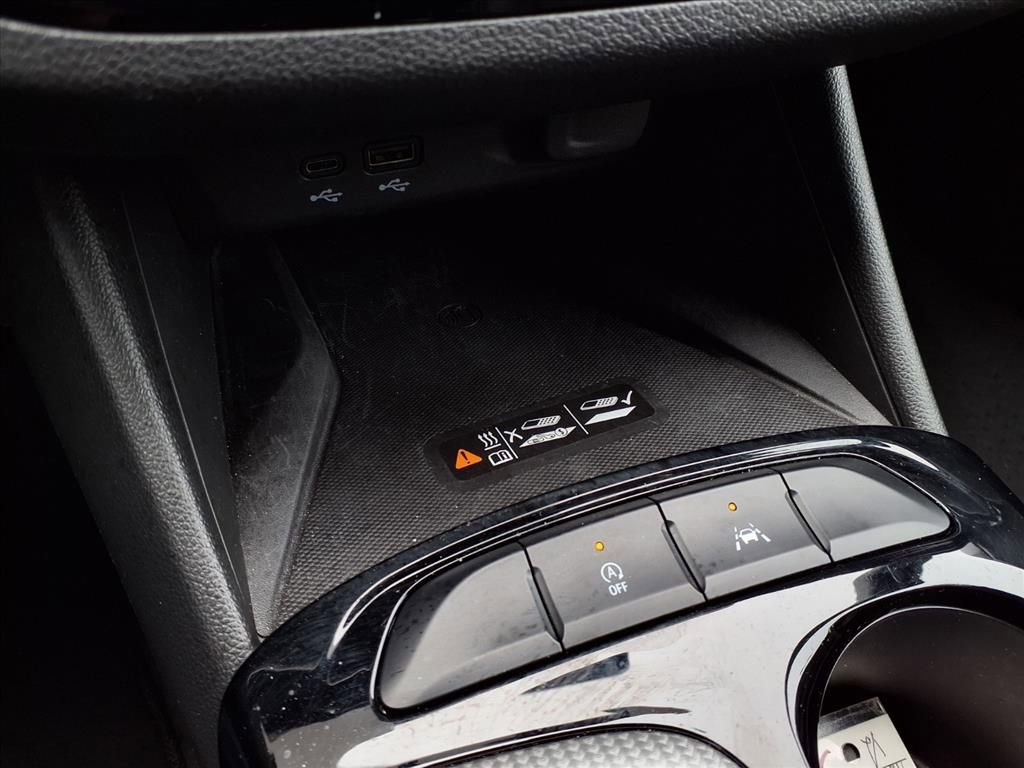 Certified 2024 Buick Envista Avenir image 11