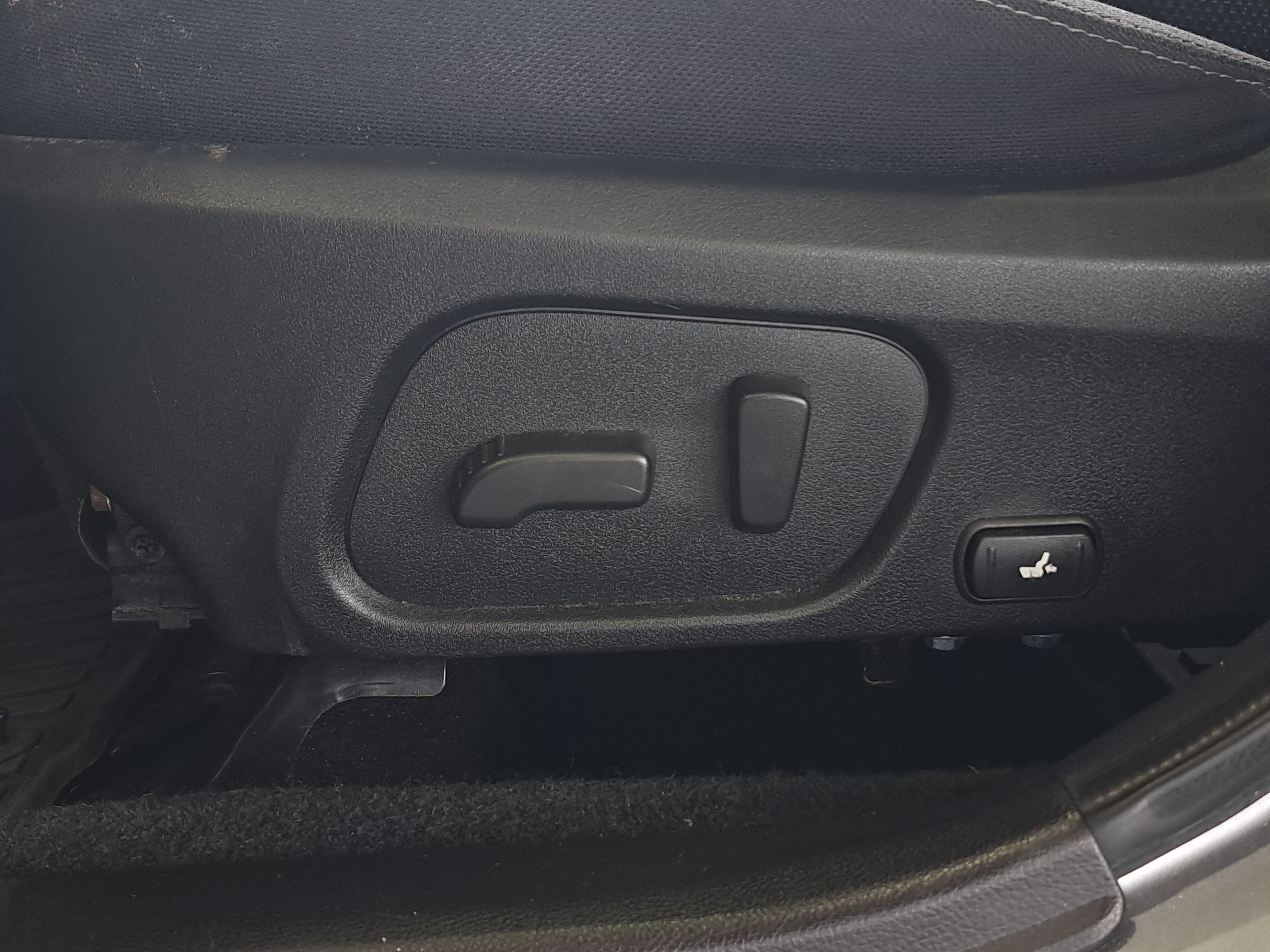 Used 2018 Subaru Forester 2.5i Premium w/ All-Weather Package AWD/4WD image 20
