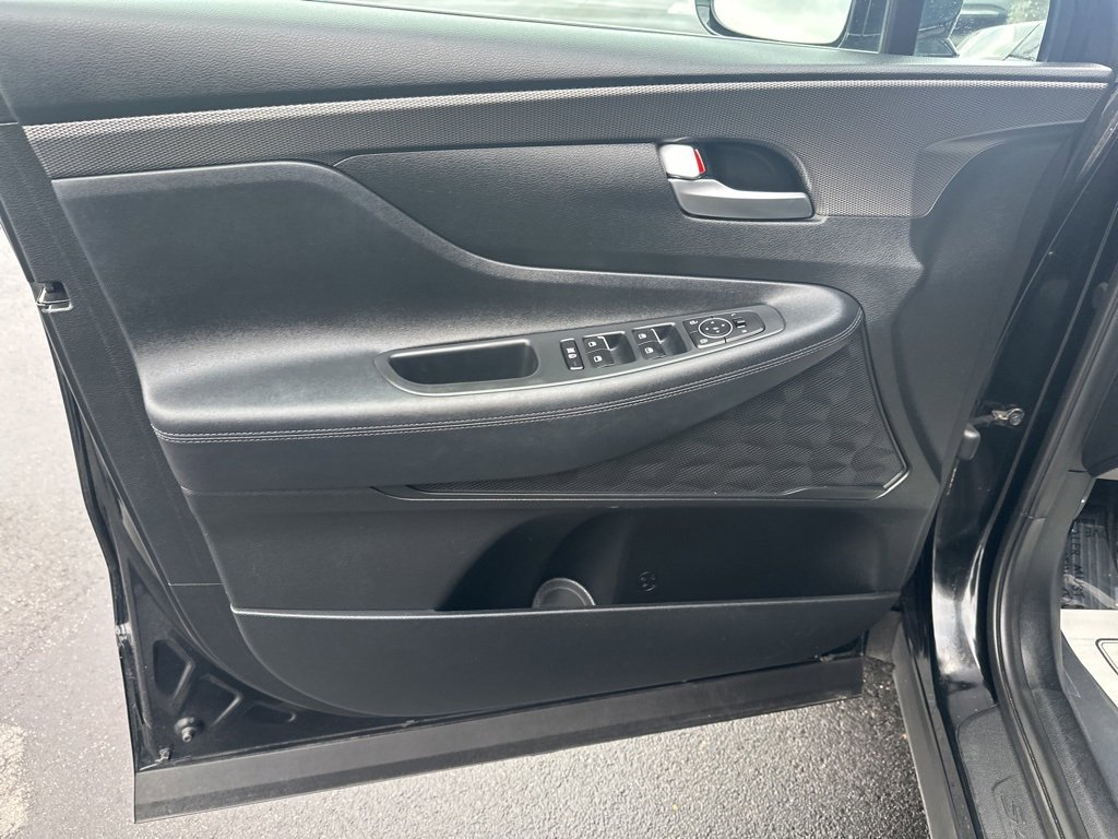 Used 2019 Hyundai Santa Fe SEL image 11