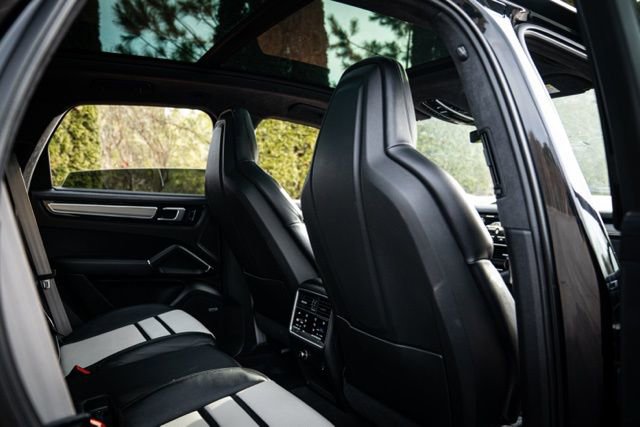 Used 2021 Porsche Cayenne GTS image 45