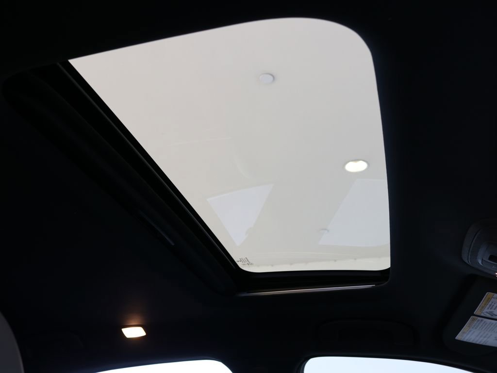 Certified 2025 INFINITI QX55 Luxe w/ Cargo Package AWD/4WD image 34