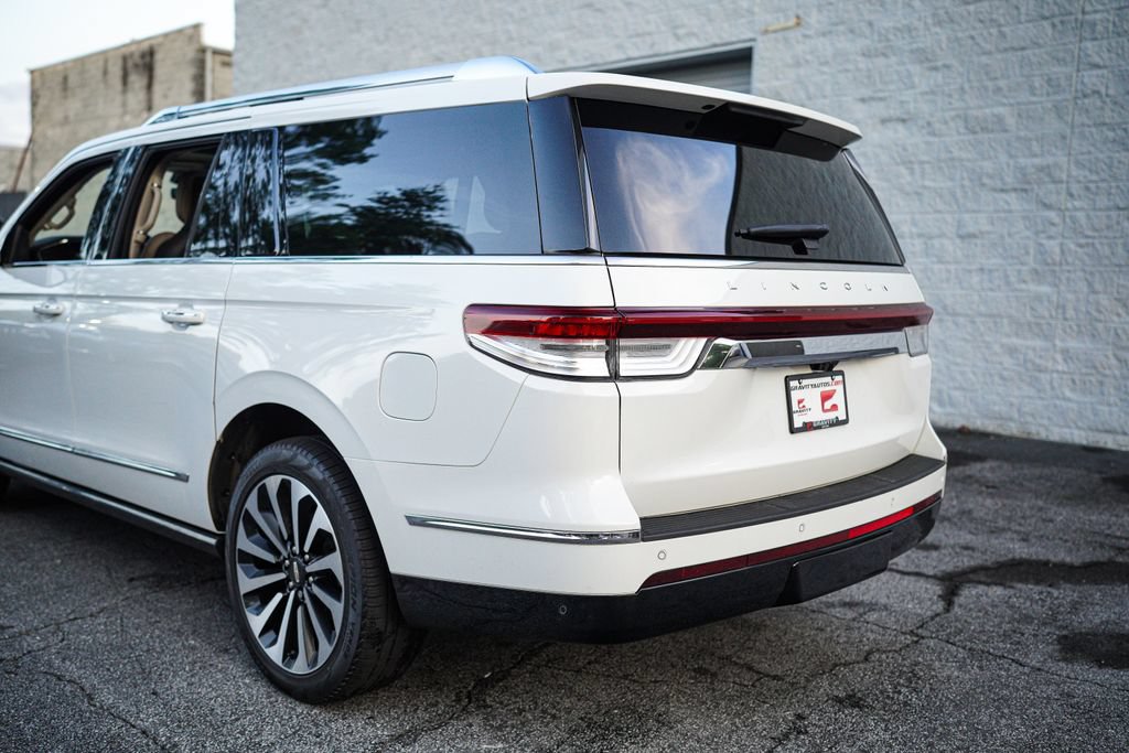Used 2023 Lincoln Navigator L Reserve AWD/4WD image 12