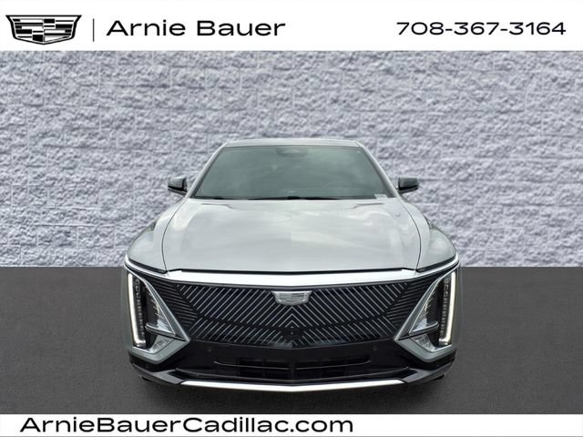 Used 2025 Cadillac Lyriq Luxury w/ LPO, Floor Liner Package AWD/4WD image 11