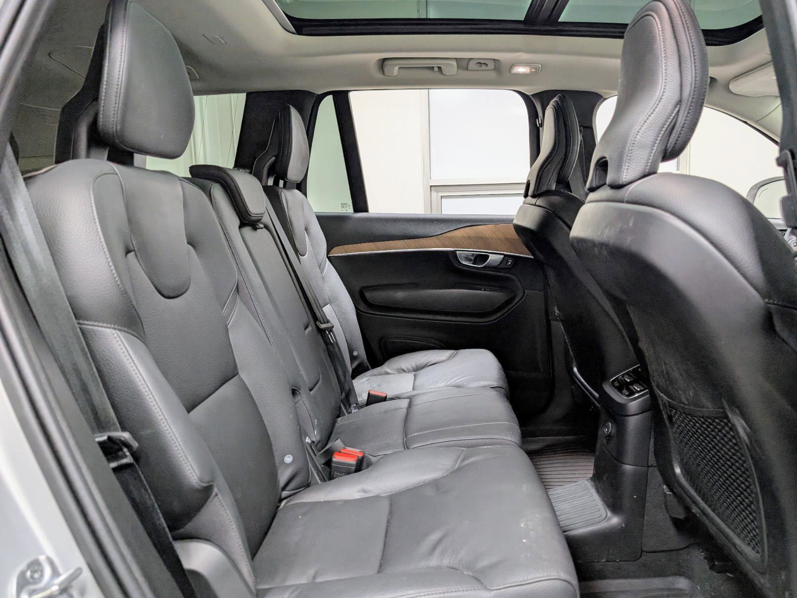 Used 2024 Volvo XC90 T8 Plus w/ Protection Package Premier image 27