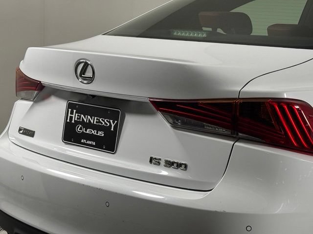 Used 2018 Lexus IS 300 F Sport RWD image 17