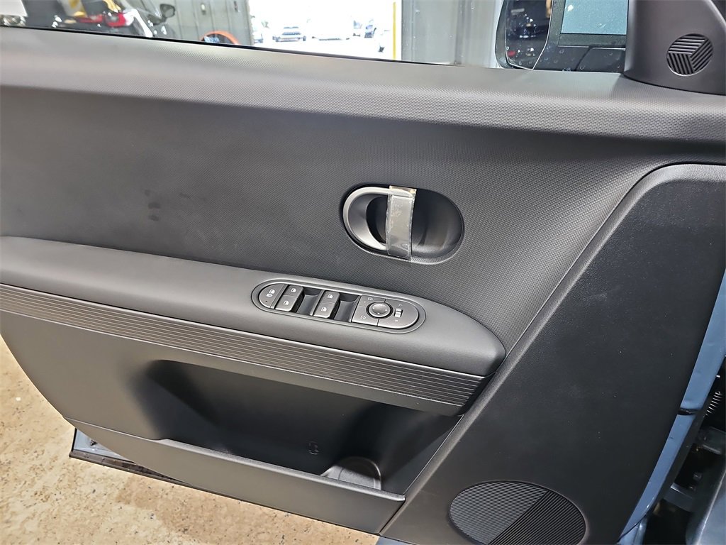 New 2026 Hyundai Ioniq 5 SEL image 27