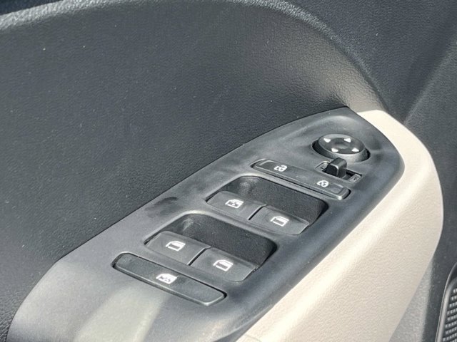 New 2026 Hyundai Venue SEL FWD image 23