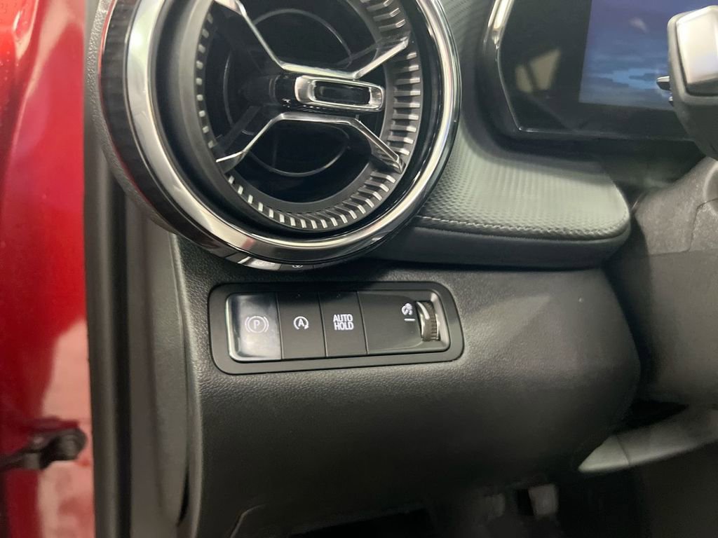 Used 2026 Chevrolet Equinox LT image 18