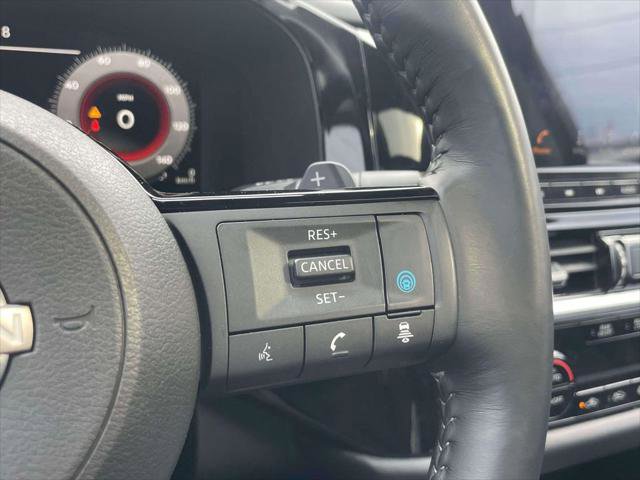 Used 2023 Nissan Pathfinder Platinum image 23