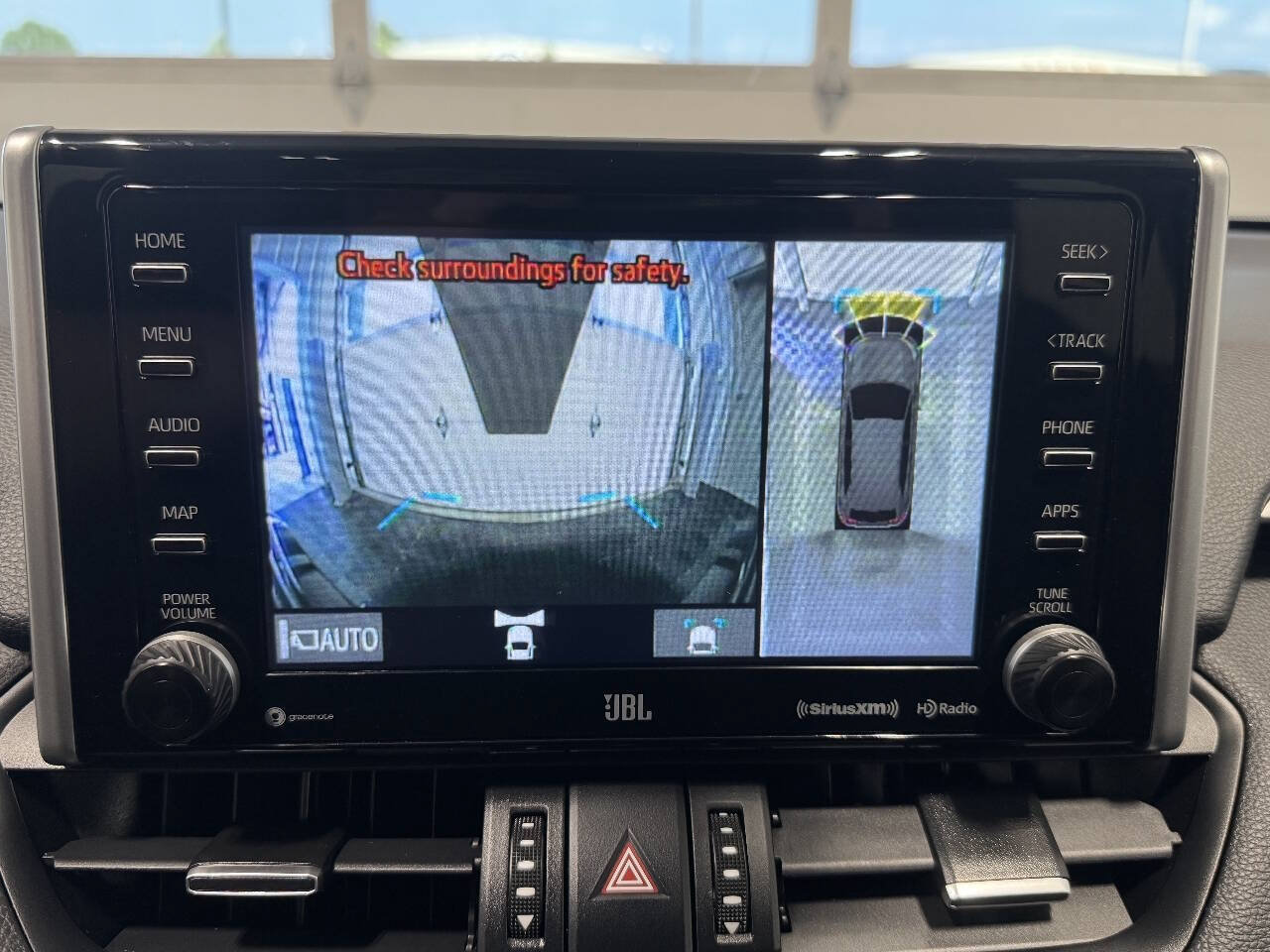 Used 2020 Toyota RAV4 Limited AWD/4WD image 44