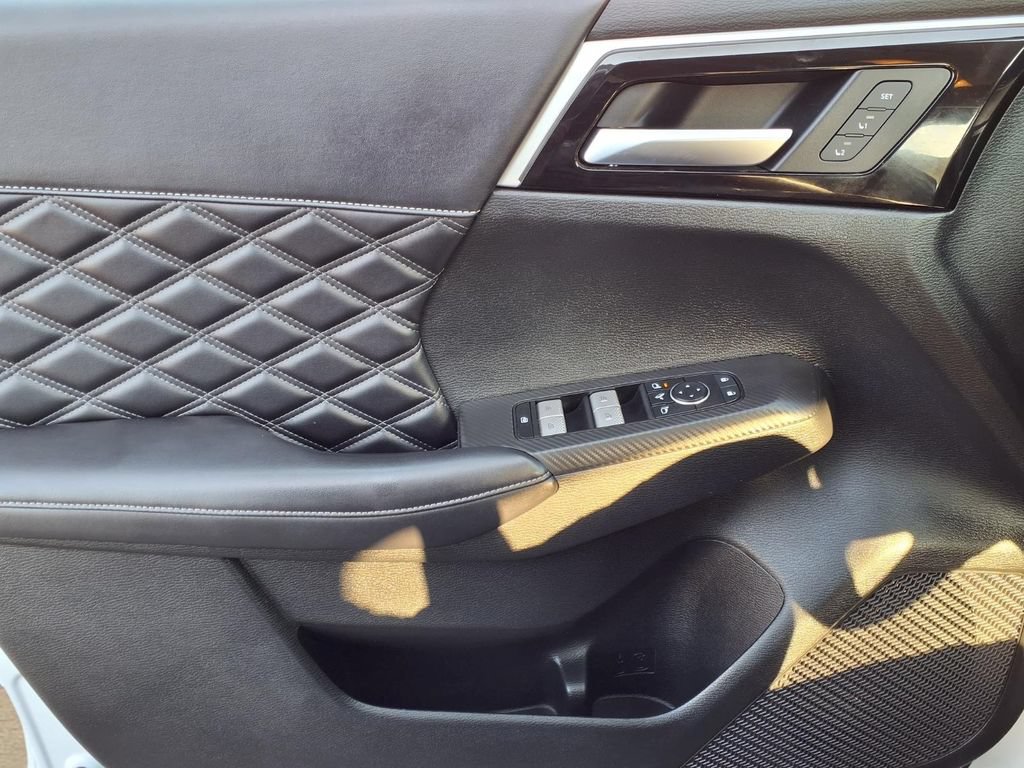 Used 2024 Mitsubishi Outlander SEL FWD image 20