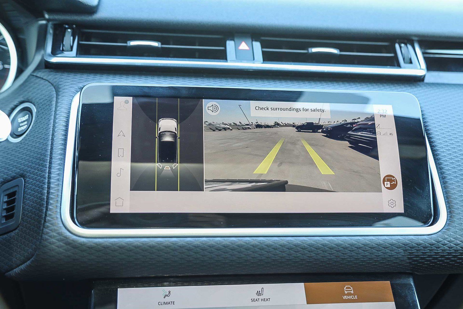 Used 2022 Land Rover Range Rover Velar R-Dynamic S image 23