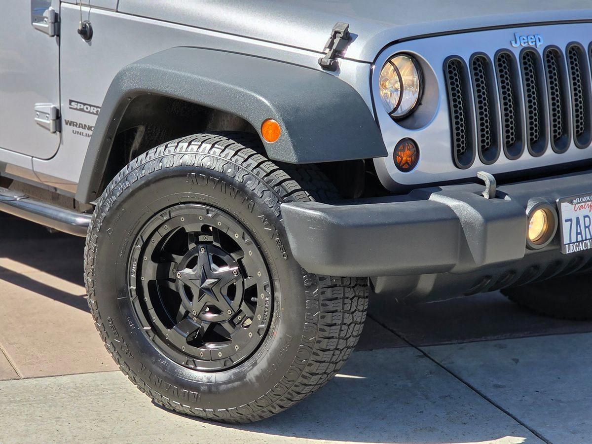 Used 2013 Jeep Wrangler Unlimited Sport AWD/4WD image 5
