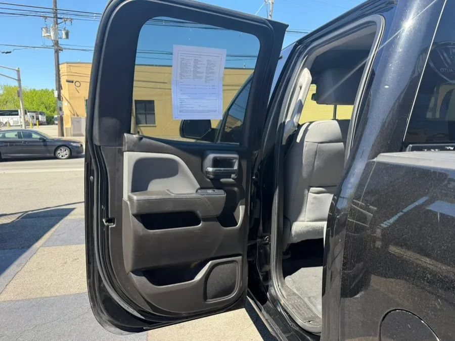 Used 2016 Chevrolet Silverado 1500 W/T w/ Black Out Edition RWD image 5