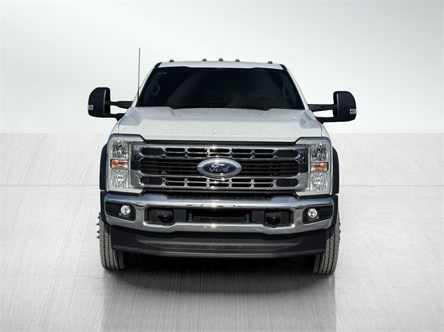 New 2025 Ford F550 4x4 SuperCab Super Duty image 2