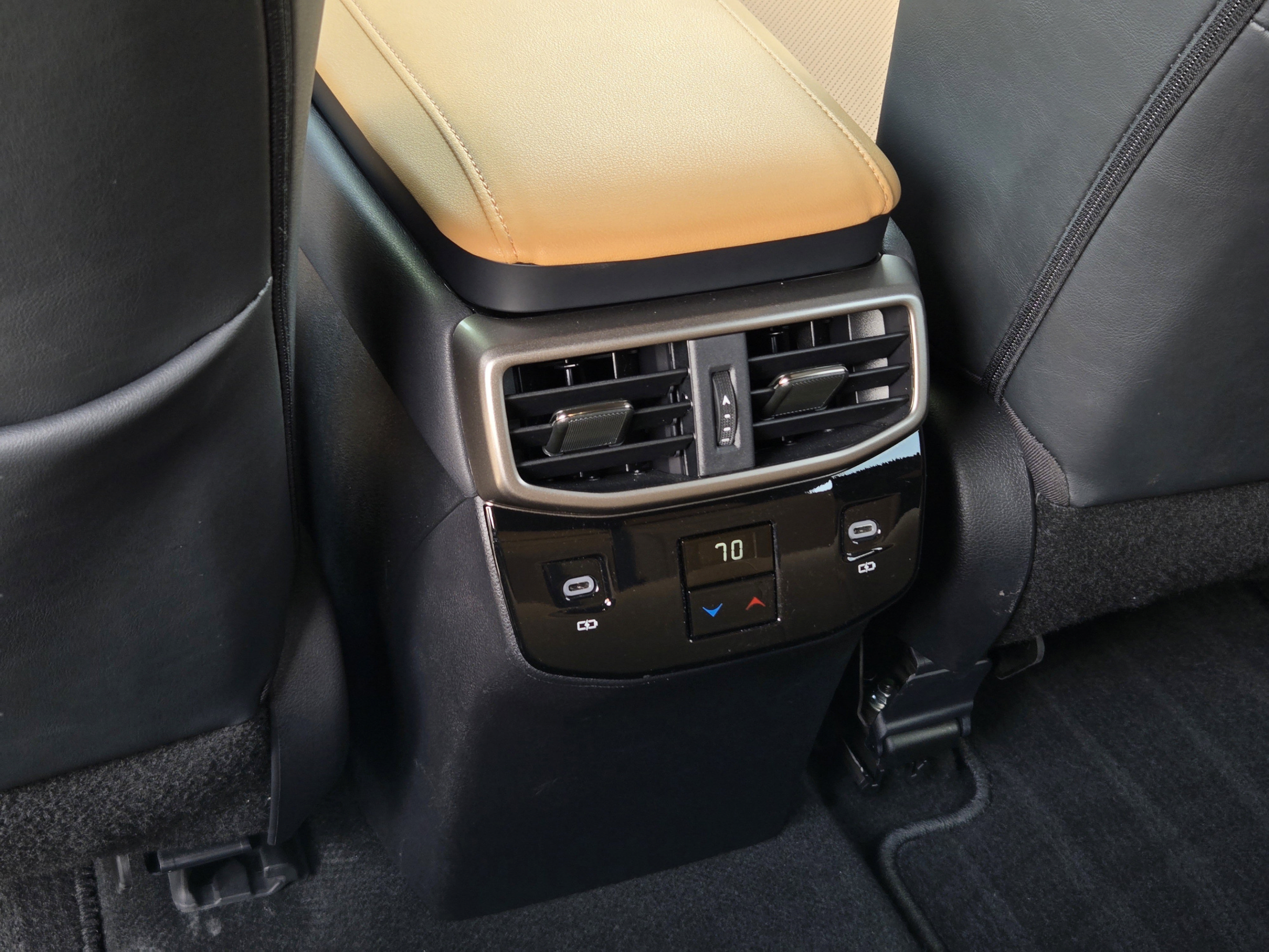Used 2025 Lexus RX 350 FWD w/ Technology Package image 26