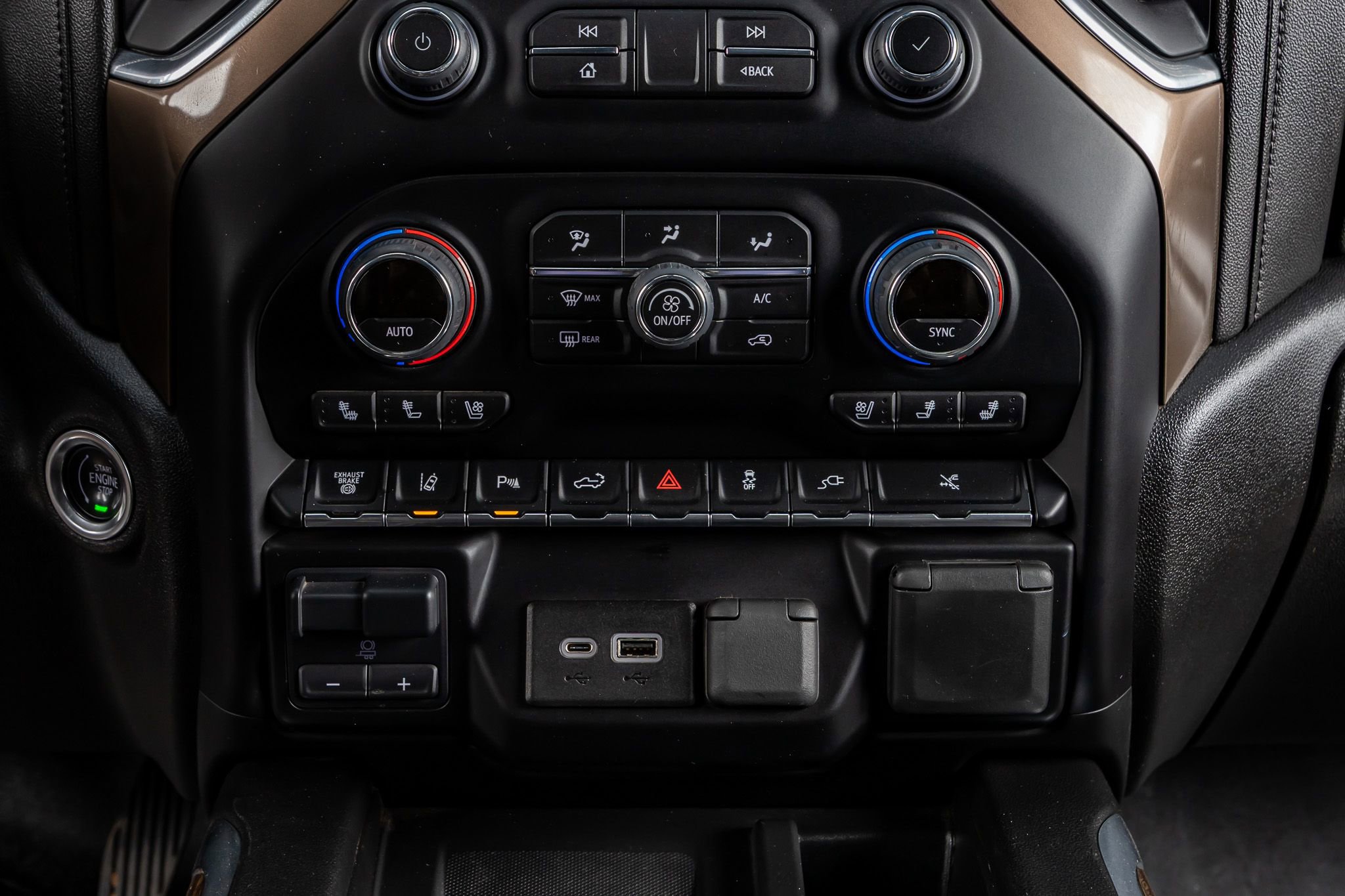 Used 2022 Chevrolet Silverado 3500 High Country w/ LPO, Hitch Package image 26