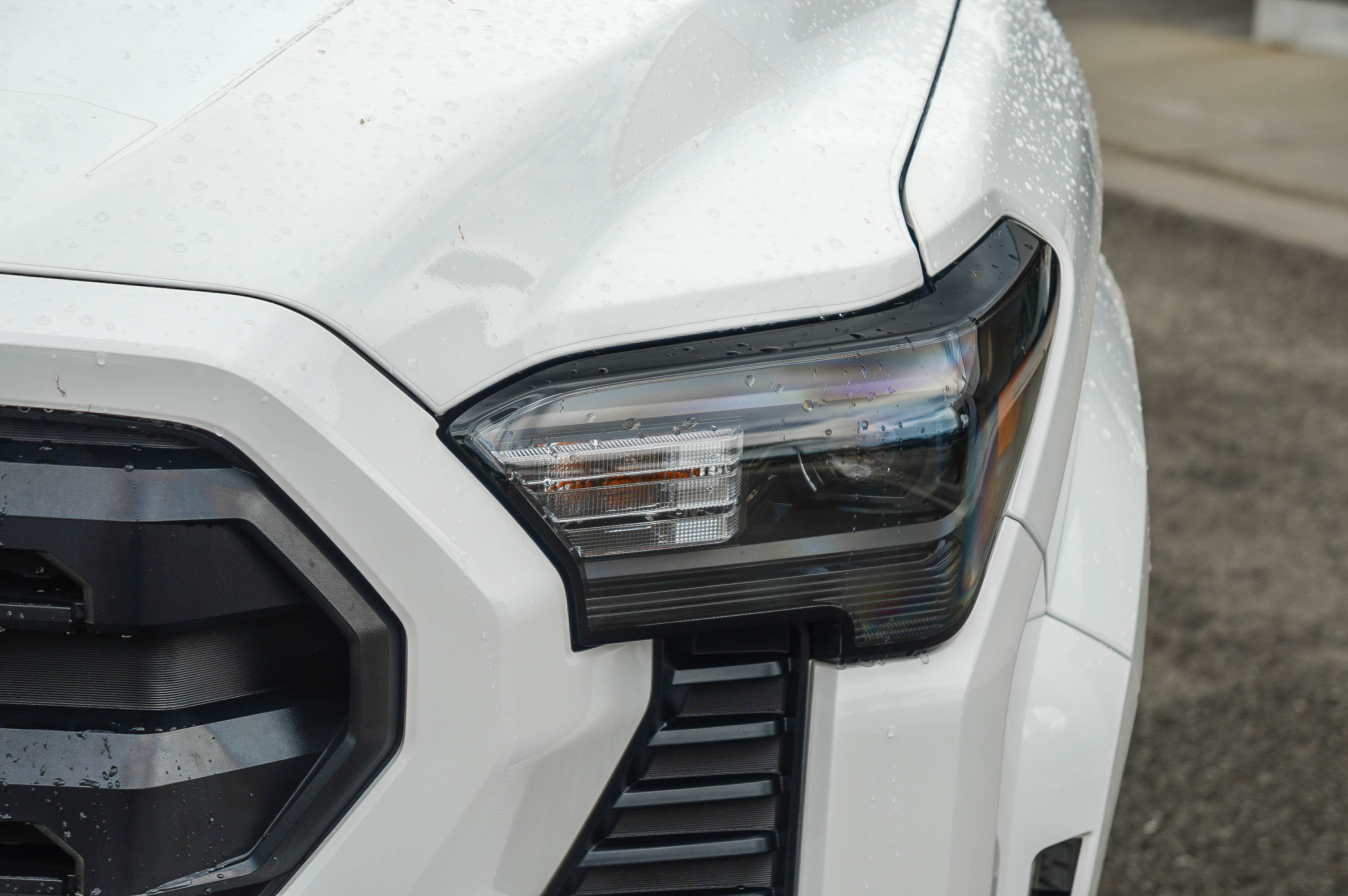 Used 2024 Toyota Tacoma SR5 AWD/4WD image 8