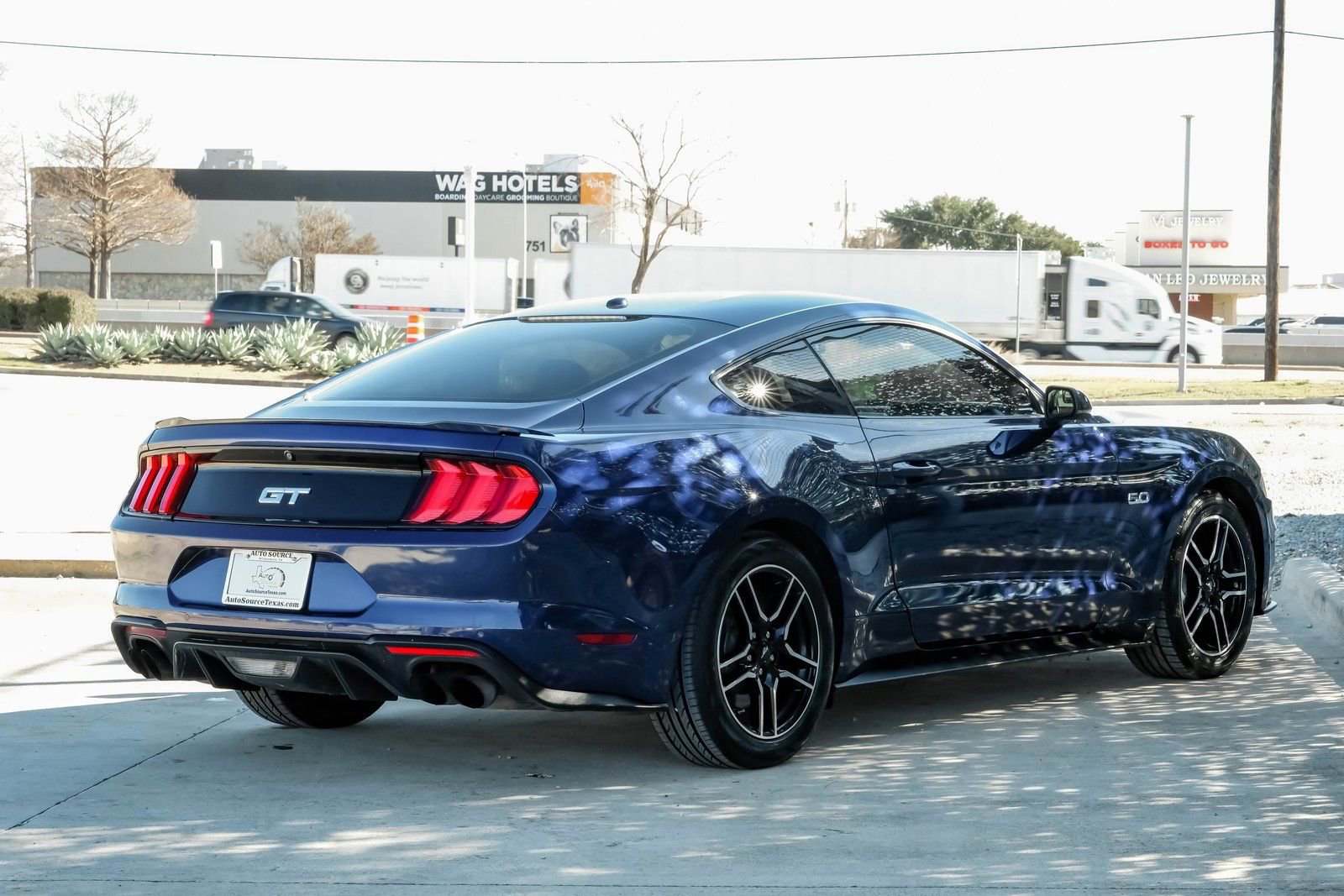 Used 2019 Ford Mustang GT Premium image 7