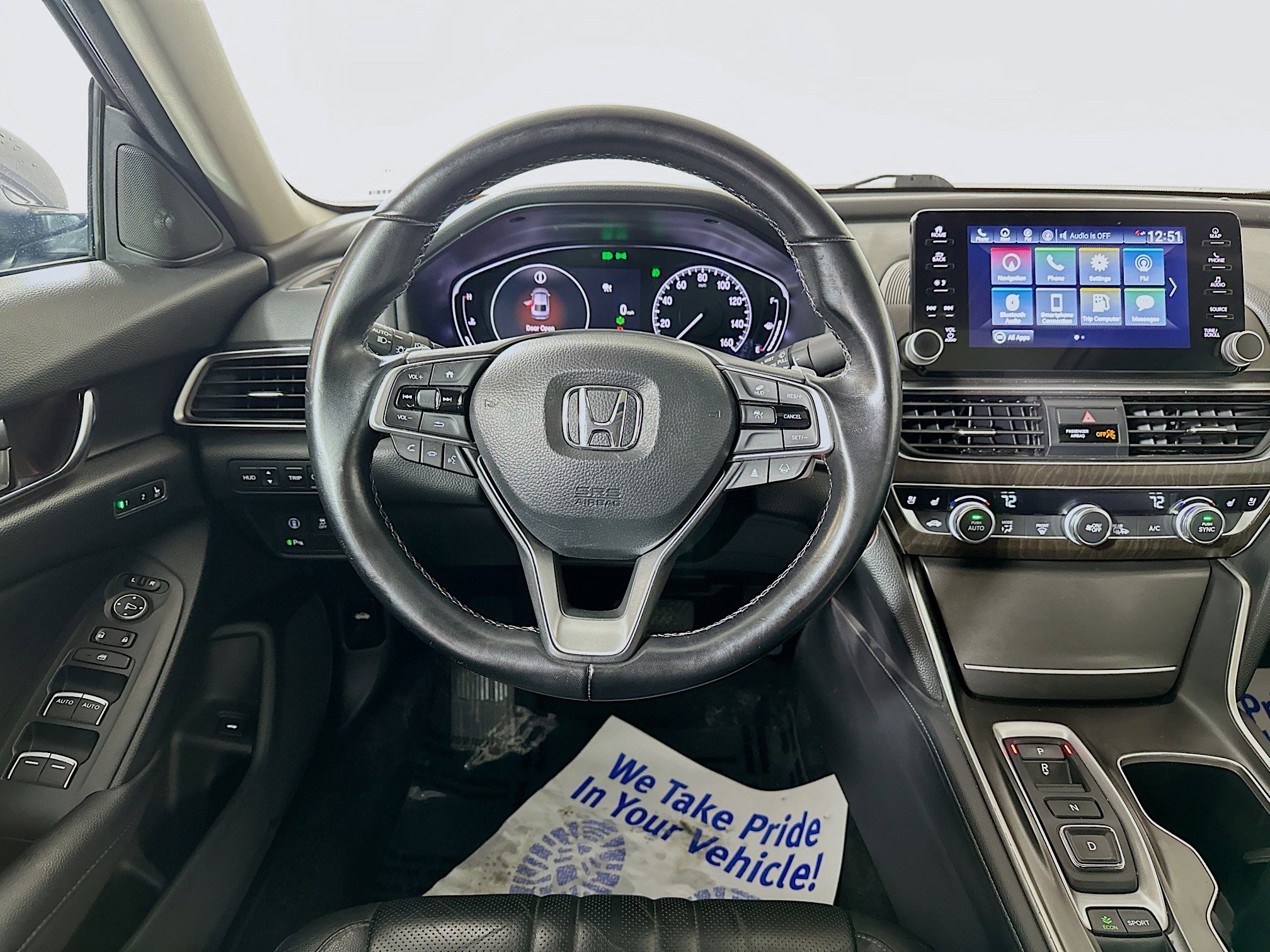 Used 2021 Honda Accord Touring image 2