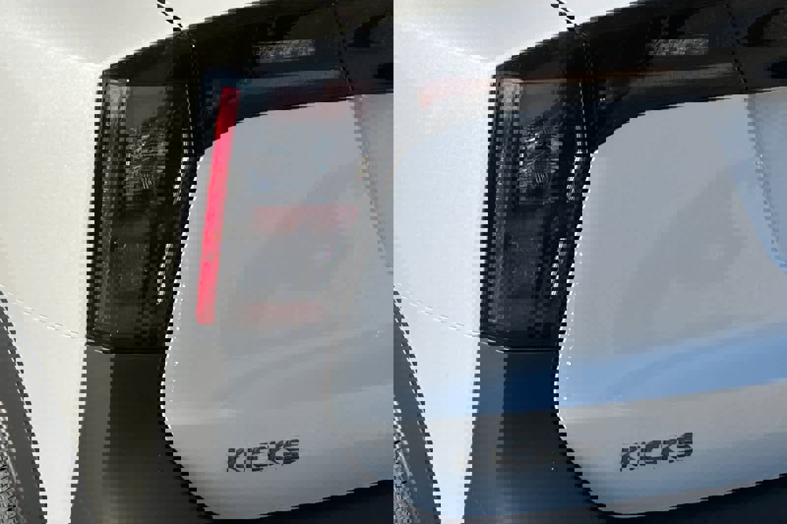 New 2026 Nissan Kicks SR image 31