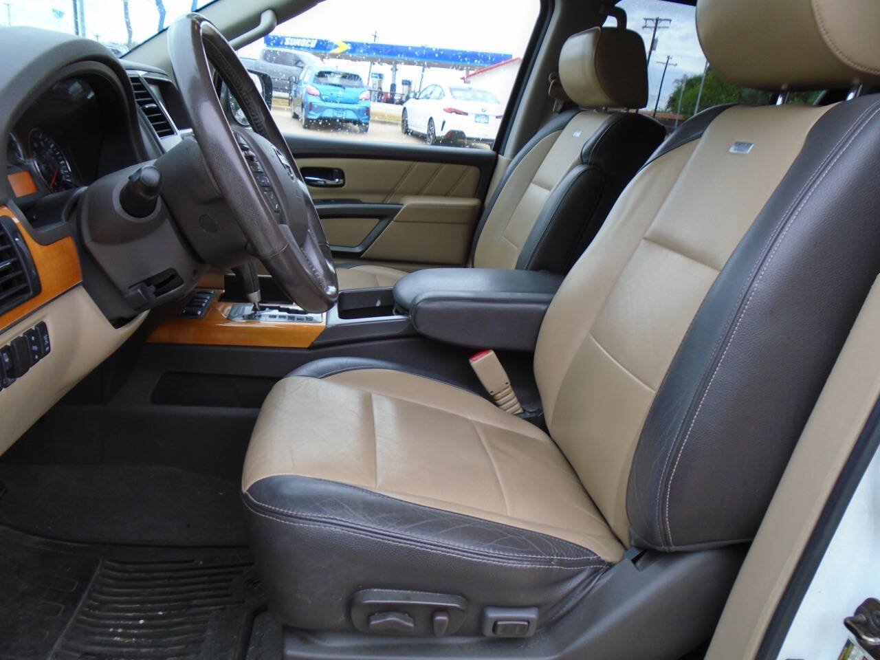 Used 2015 Nissan Armada Platinum w/ Platinum Reserve Package AWD/4WD image 7