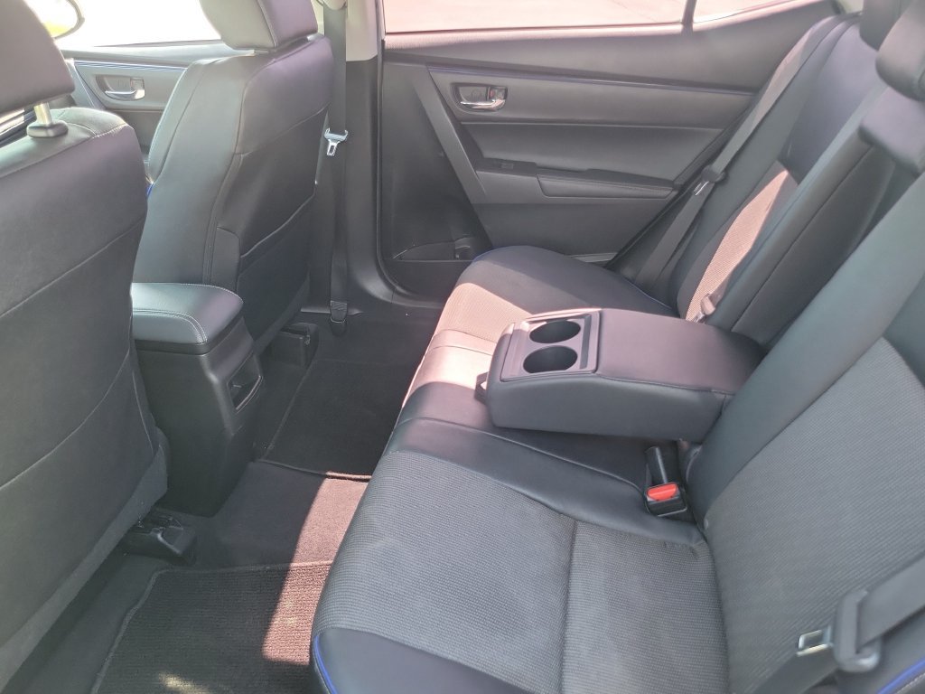 Used 2019 Toyota Corolla SE w/ Carpet Mat Package (TMS) FWD image 12