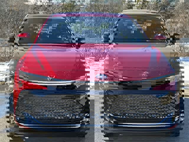 New 2025 Toyota Crown XLE image 27